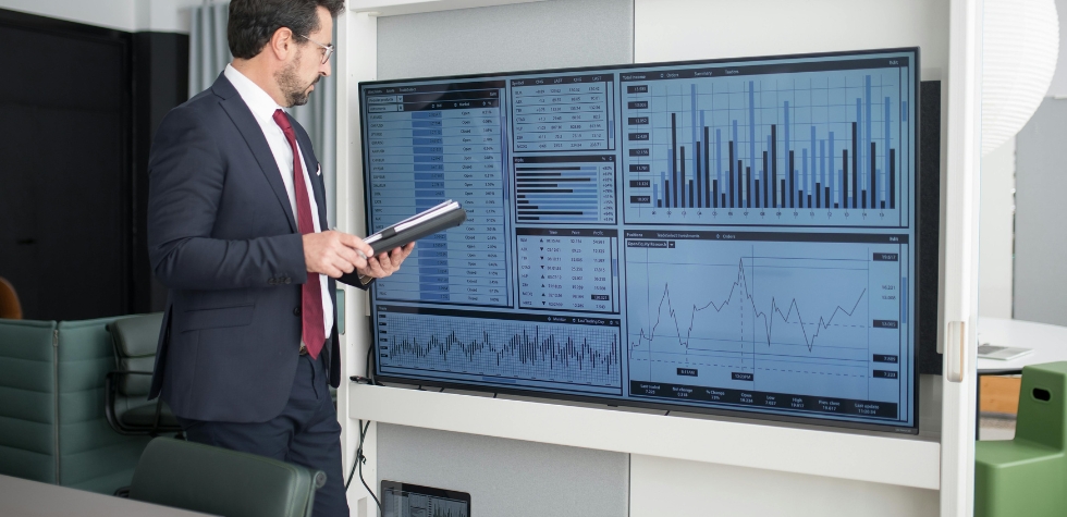 Small but Mighty How Small-Caps and Nearshoring Stocks Are Quietly Taking Over 2025 